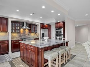 512 Esplanade 303, Redondo Beach CA 90277