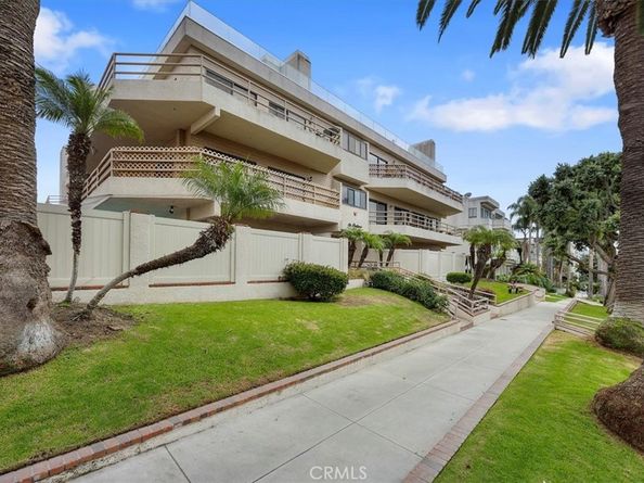 512 Esplanade 303, Redondo Beach CA 90277