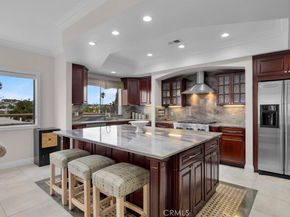 512 Esplanade 303, Redondo Beach CA 90277