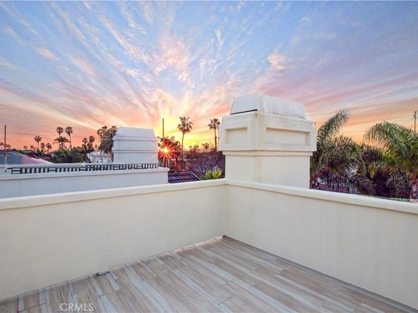 320 15th, Huntington Beach CA 92648