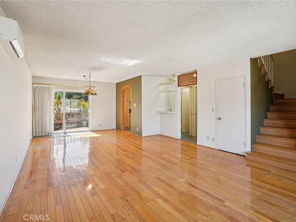 2305 Silver Ridge Avenue, Los Angeles CA 90039