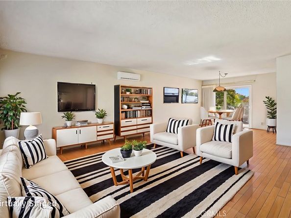 2305 Silver Ridge Avenue, Los Angeles CA 90039