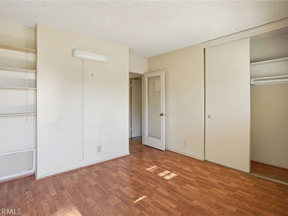 2305 Silver Ridge Avenue, Los Angeles CA 90039