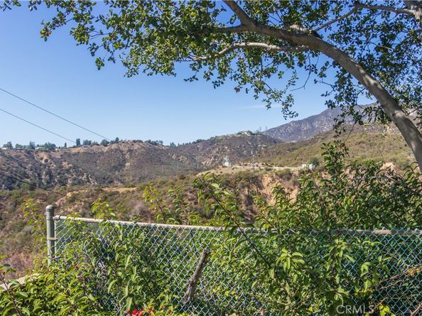 4369 El Prieto Road, Altadena CA 91001