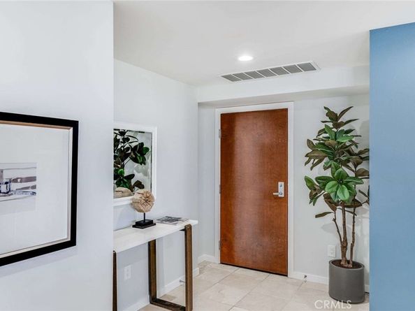 400 W Ocean Boulevard 206, Long Beach CA 90802