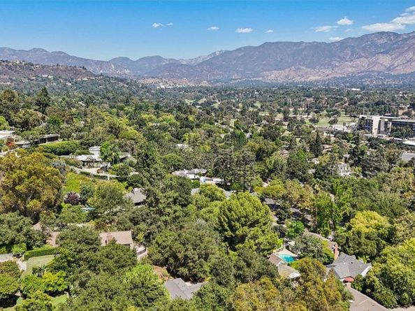 627 Linda Vista Avenue, Pasadena CA 91105