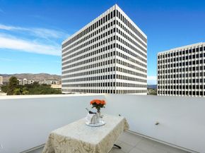 257 S Hudson Avenue 301, Pasadena CA 91101