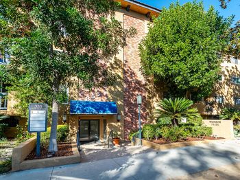 355 S Madison Avenue