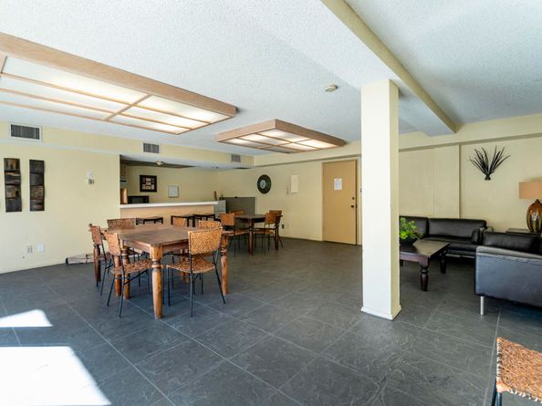 355 S Madison Avenue 212, Pasadena CA 91101