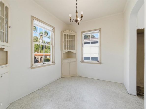 3860 FAIRWAY Boulevard, Los Angeles CA 90043