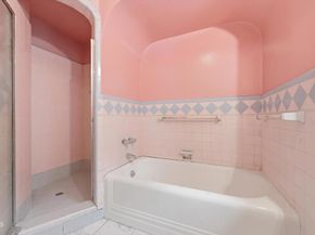 3860 FAIRWAY Boulevard, Los Angeles CA 90043