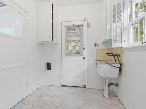 3860 FAIRWAY Boulevard, Los Angeles CA 90043