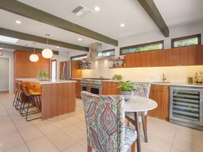 1025 Nithsdale Road, Pasadena CA 91105