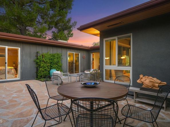 1025 Nithsdale Road, Pasadena CA 91105