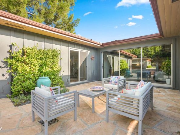 1025 Nithsdale Road, Pasadena CA 91105