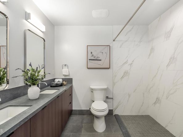 150 S Oak Knoll Avenue 205, Pasadena CA 91101