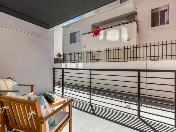 150 S Oak Knoll Avenue 205, Pasadena CA 91101