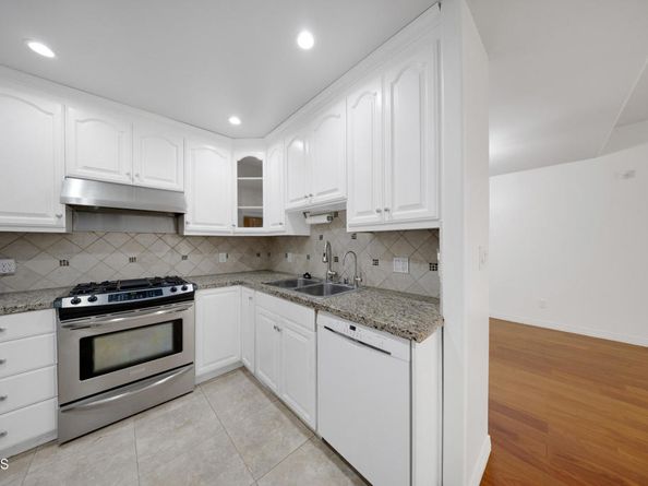 4732 Radford Avenue 8, Valley Village CA 91607