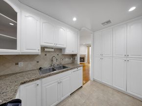 4732 Radford Avenue 8, Valley Village CA 91607