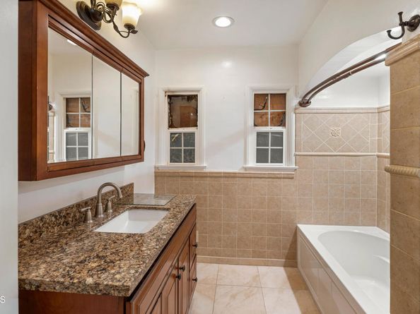 2774 Glen Avenue, Altadena CA 91001