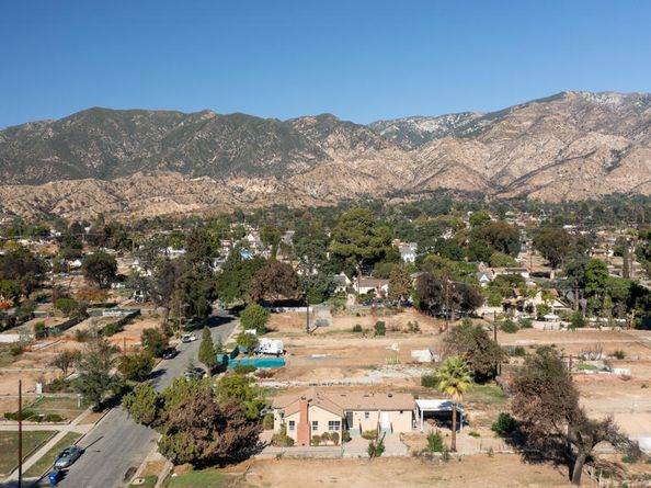 2774 Glen Avenue, Altadena CA 91001