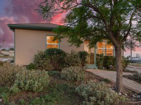 2774 Glen Avenue, Altadena CA 91001