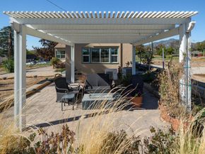 2774 Glen Avenue, Altadena CA 91001