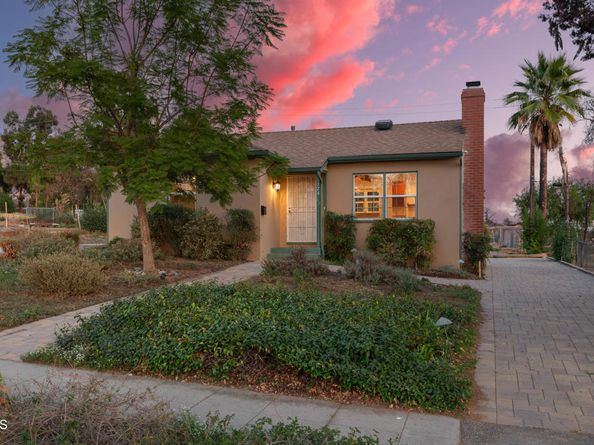 2774 Glen Avenue, Altadena CA 91001