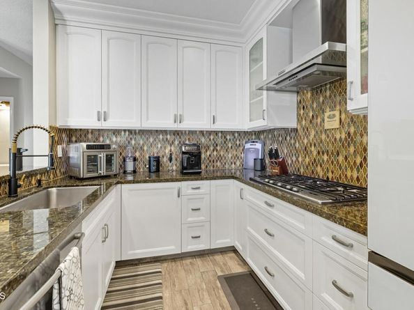 7412 Seabluff Drive 108, Huntington Beach CA 92648