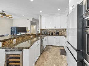 7412 Seabluff Drive 108, Huntington Beach CA 92648