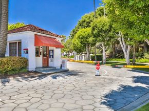 7412 Seabluff Drive 108, Huntington Beach CA 92648
