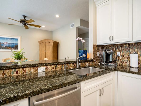 7412 Seabluff Drive 108, Huntington Beach CA 92648