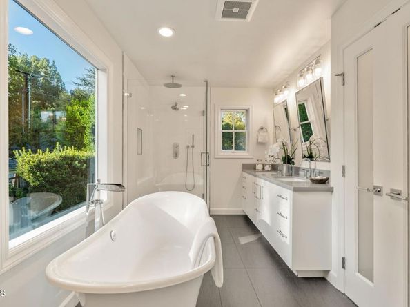 1345 Lomay Place, Pasadena CA 91103