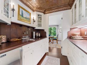 2092 Midlothian Drive, Altadena CA 91001