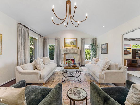 2092 Midlothian Drive, Altadena CA 91001