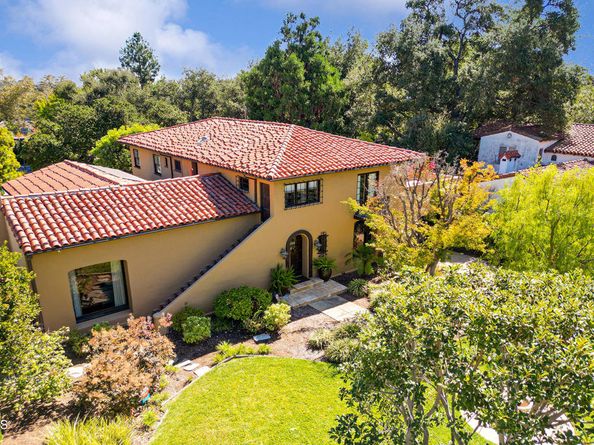 2092 Midlothian Drive, Altadena CA 91001