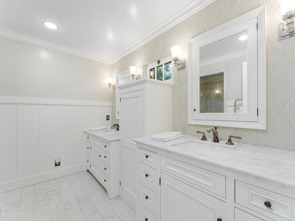 2092 Midlothian Drive, Altadena CA 91001