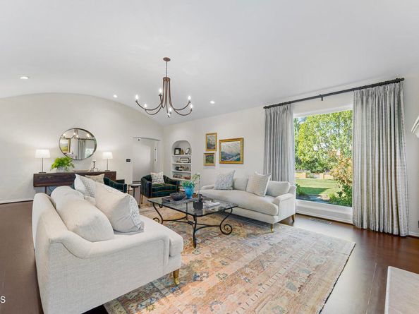 2092 Midlothian Drive, Altadena CA 91001