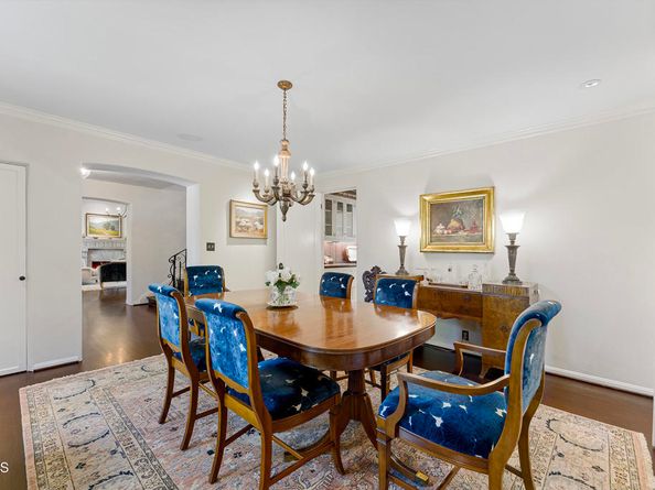 2092 Midlothian Drive, Altadena CA 91001