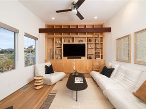 130 Mcknight, Laguna Beach CA 92651