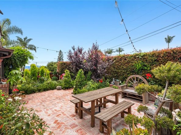 615 Seaview Street, Laguna Beach CA 92651