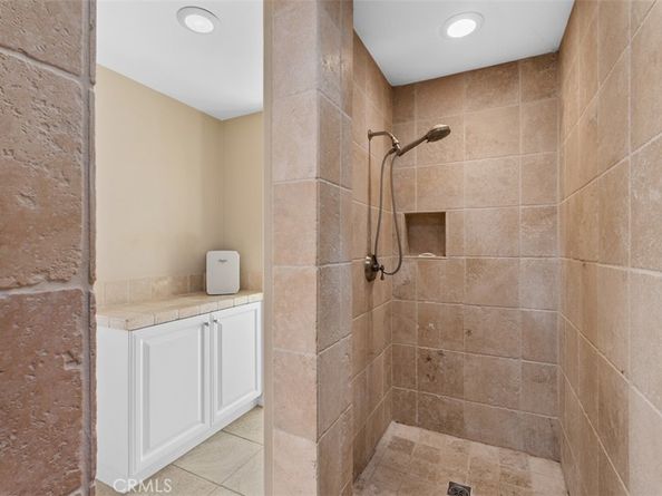 2548 Bungalow Place, Corona Del Mar CA 92625