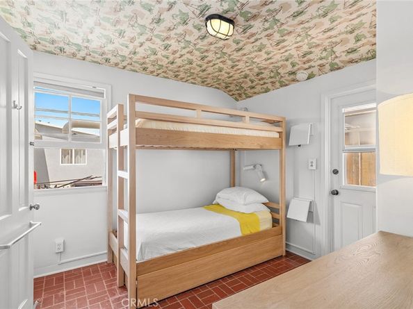 117 Abalone, Newport Beach CA 92662