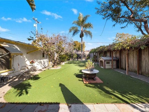 268 & 270 Walnut Street, Costa Mesa CA 92627