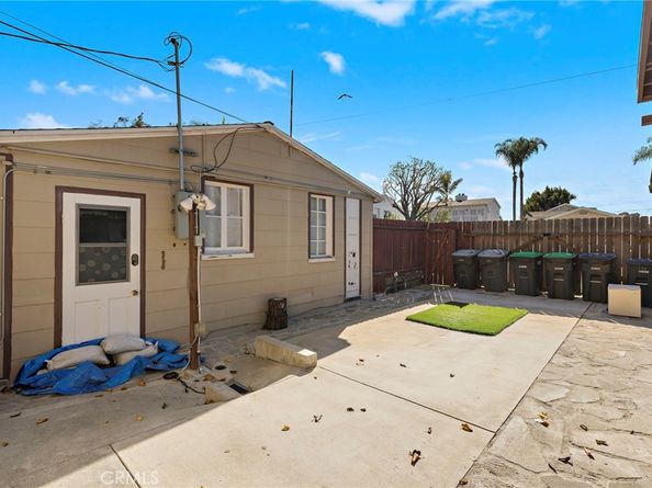 268 & 270 Walnut Street, Costa Mesa CA 92627