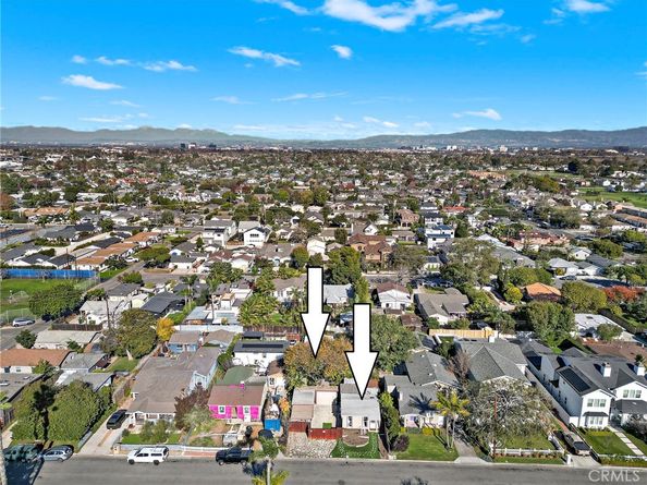 268 & 270 Walnut Street, Costa Mesa CA 92627