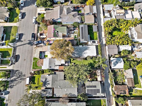 268 & 270 Walnut Street, Costa Mesa CA 92627