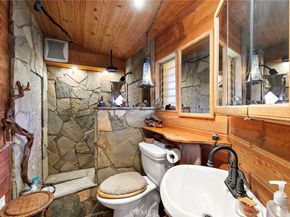 268 & 270 Walnut Street, Costa Mesa CA 92627