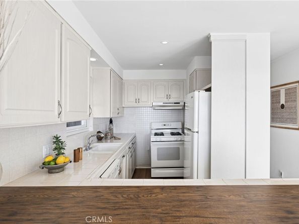 1510 W Oceanfront, Newport Beach CA 92663