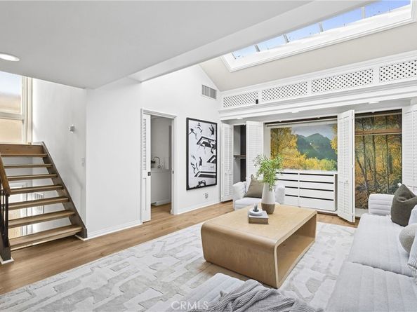 1510 W Oceanfront, Newport Beach CA 92663